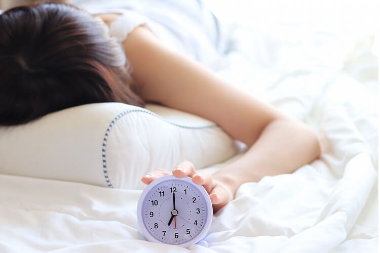 「４時間半熟睡法」の著者に聞いた！短い睡眠でもバリバリ仕事をする方法