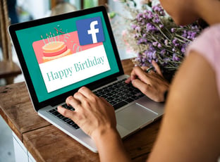 Facebookの誕生日を非公開にしたい！生年月日の表示・通知設定の変更方法